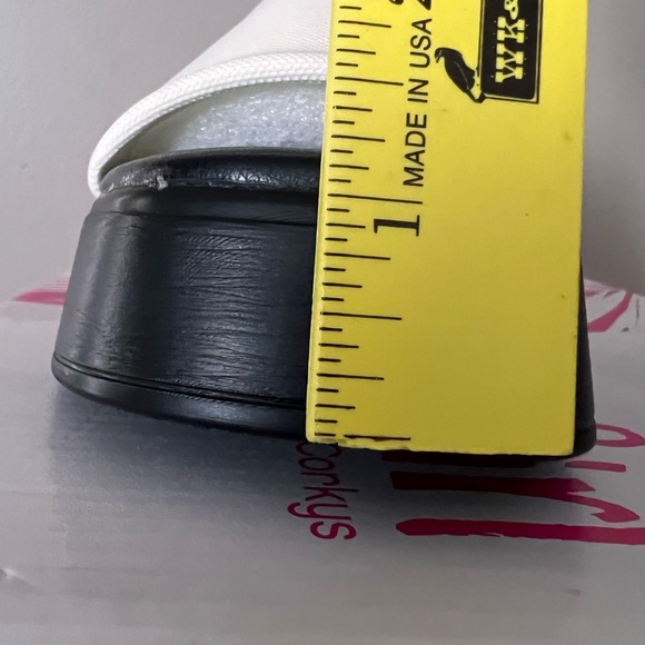 HEY GIRL by Corky “Totally” Platform Sandals - Picture 9 of 9